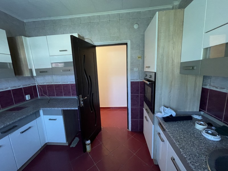3 camere semidecomandate, Calea Bucuresti - Petre Ispirescu et4
