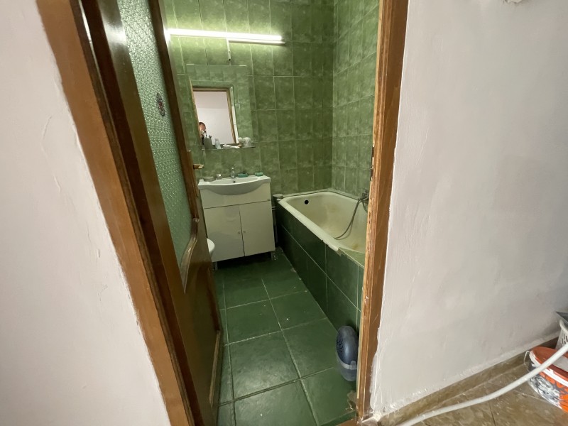 3 camere semidecomandate, Calea Bucuresti - Petre Ispirescu et4