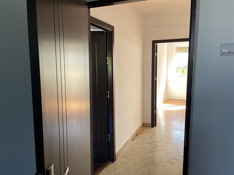 3 camere semidecomandate, Calea Bucuresti - Petre Ispirescu et4