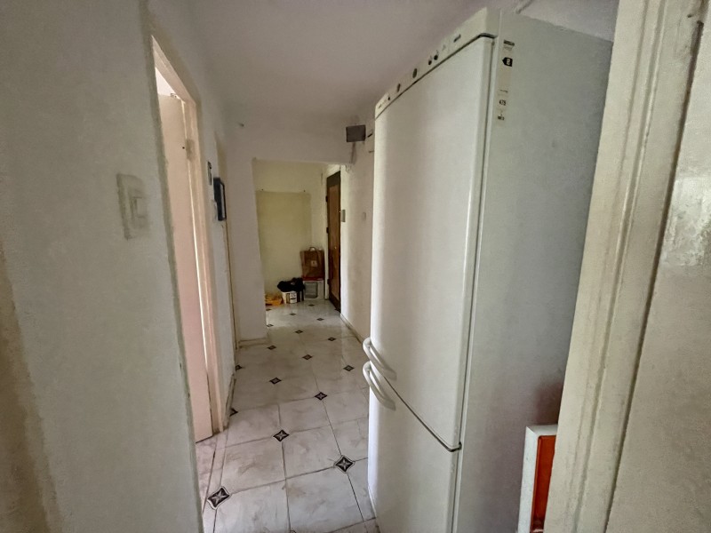 3 camere semidecomandate, etaj3/4, Brazda lui Novac zona Complex Vechi
