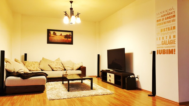 3 camere spatioase, modern, Ciuperca, bloc 2008, et2 cu lift, centrala