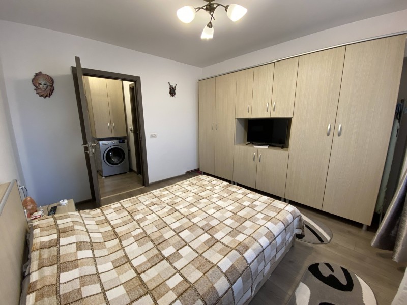 3 decomandate, 77mp, Rovine - Posta , centrala termica, lift, etaj5