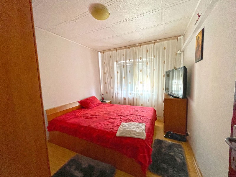 4 camere decomandate, 83mp, Craiovita Noua, vis-a-vis Carrefour- Pepco, Bd Oltenia, foarte spatios