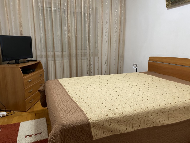 4 camere decomandate, 88mp utili, Craiovita Noua, vis a vis de Penny Market, centrala termica, separatie apa, f curat