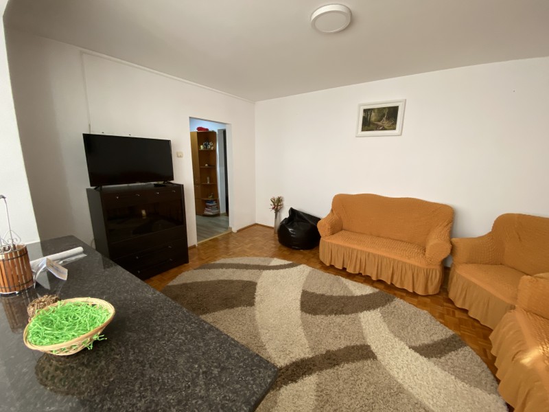 4 decomandate, Dezrobirii,etaj 1, centrala termica, modern