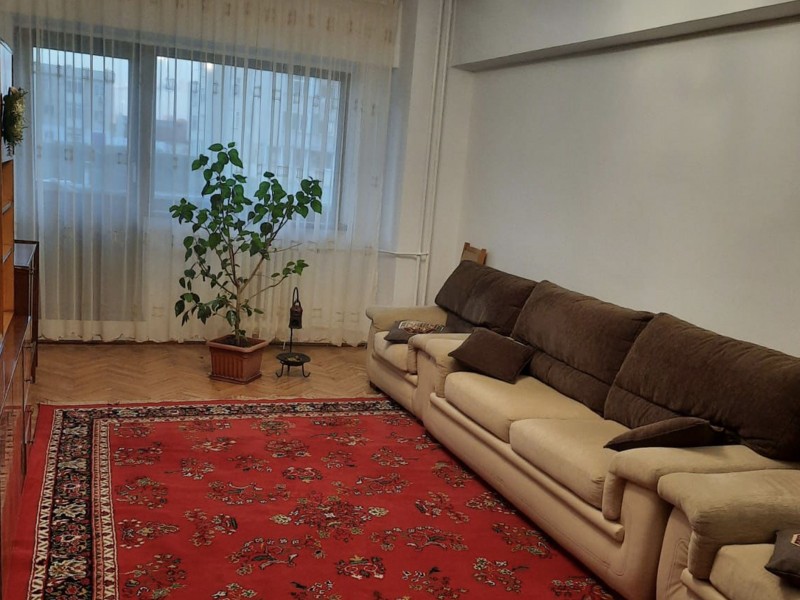 Apartament 2 camere decomandate, etaj 2, zona ultracentrala, Universitate.