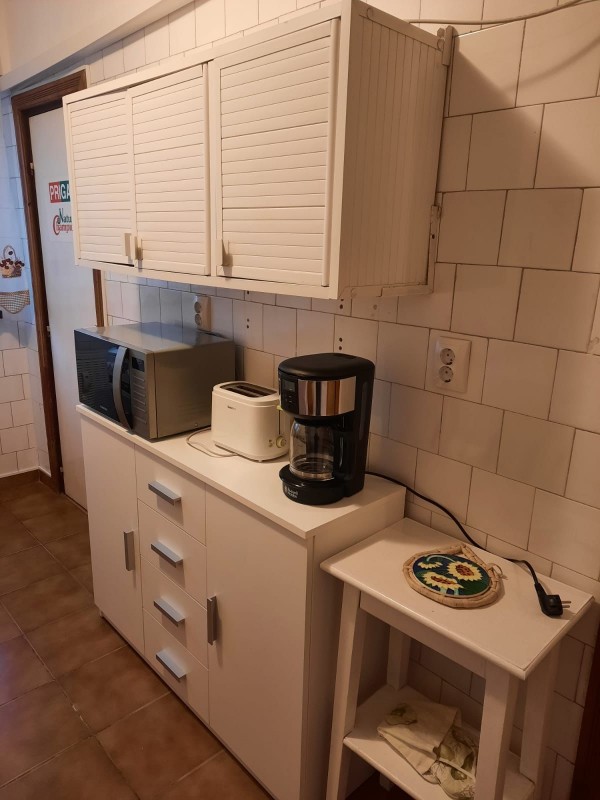 Apartament 2 camere decomandate, etaj 2, zona ultracentrala, Universitate.