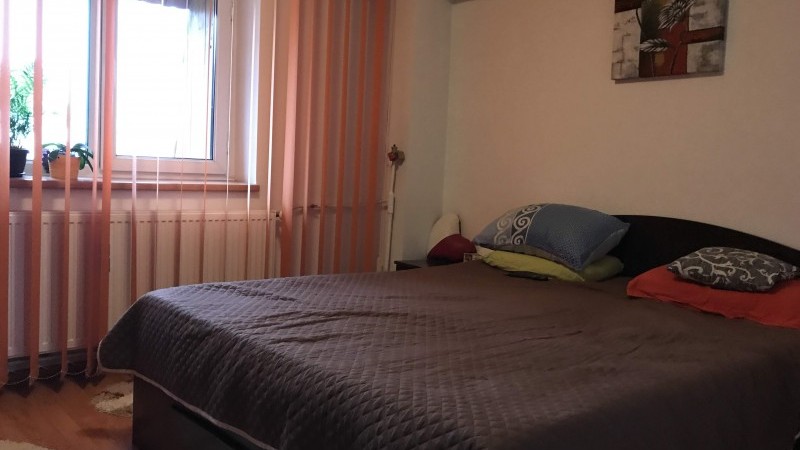 Apartament 2 camere mobilat si utilat modern, Sarari, bloc 1990