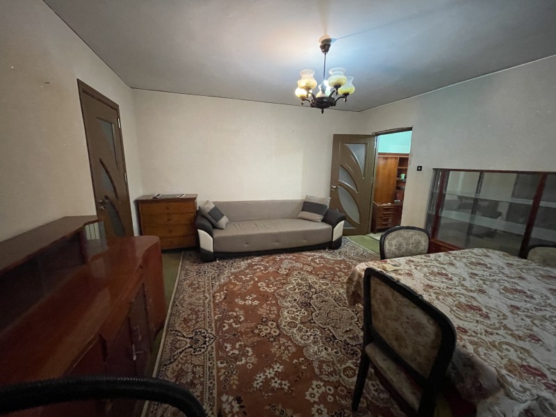 Apartament 2 camere semidecomandat, mobilat si utilat curat etaj3, Brazda lui Novac, Romnicon, CAS