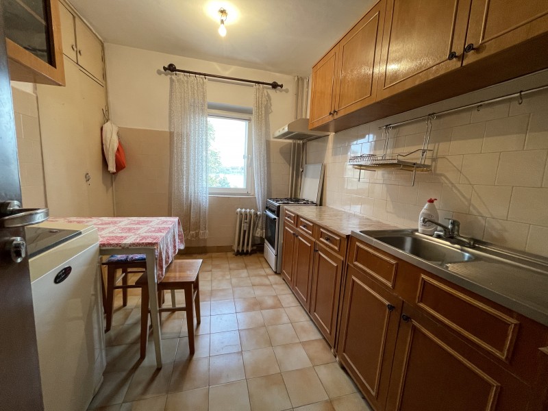 Apartament 2 camere semidecomandat, mobilat si utilat curat etaj3, Brazda lui Novac, Romnicon, CAS