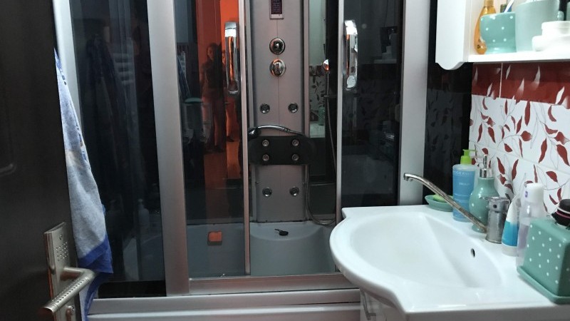 Apartament 3 camere Craiovita, etaj1, renovat