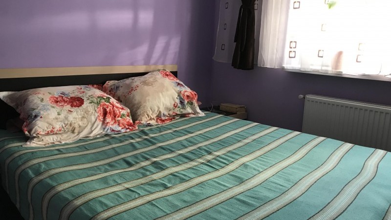 Apartament 3 camere Craiovita, etaj1, renovat