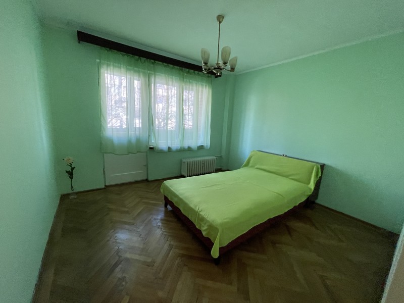 Apartament 3 camere decomandate, 1Mai, Sara, Medicina, Insula etaj2 din 4