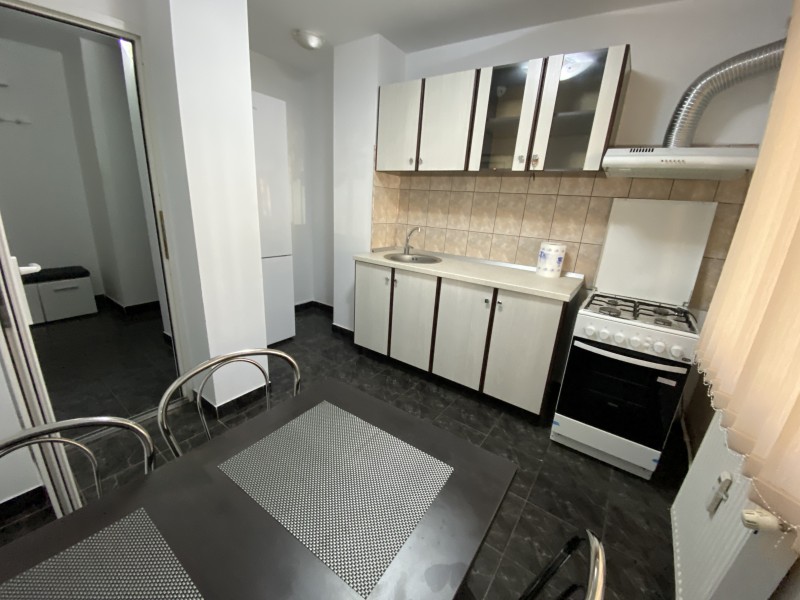 Apartament 3 camere decomandate, Lapus, Sucpi - Restaurant Prestige, parter