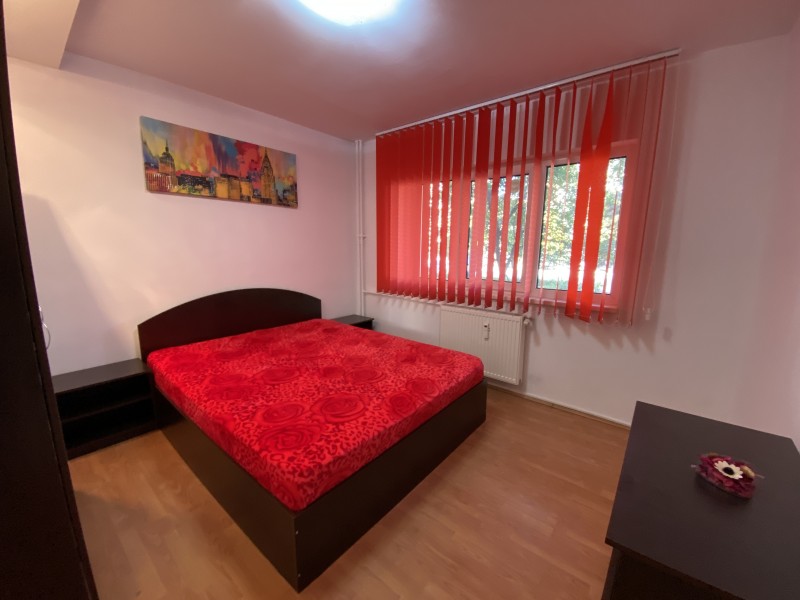 Apartament 3 camere decomandate, Lapus, Sucpi - Restaurant Prestige, parter