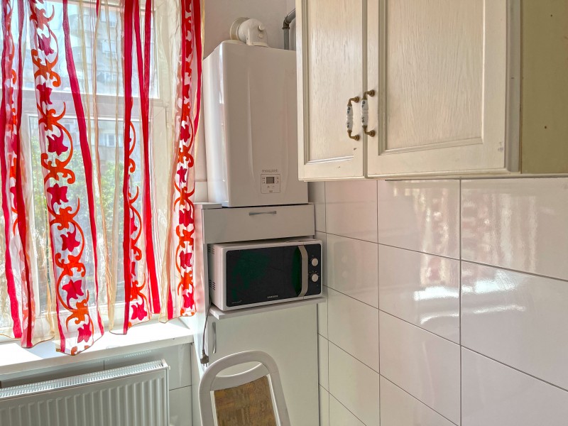 Apartament 3 camere semidecomandate, Centru - Ramada, etaj 2, complet mobilat si utilat