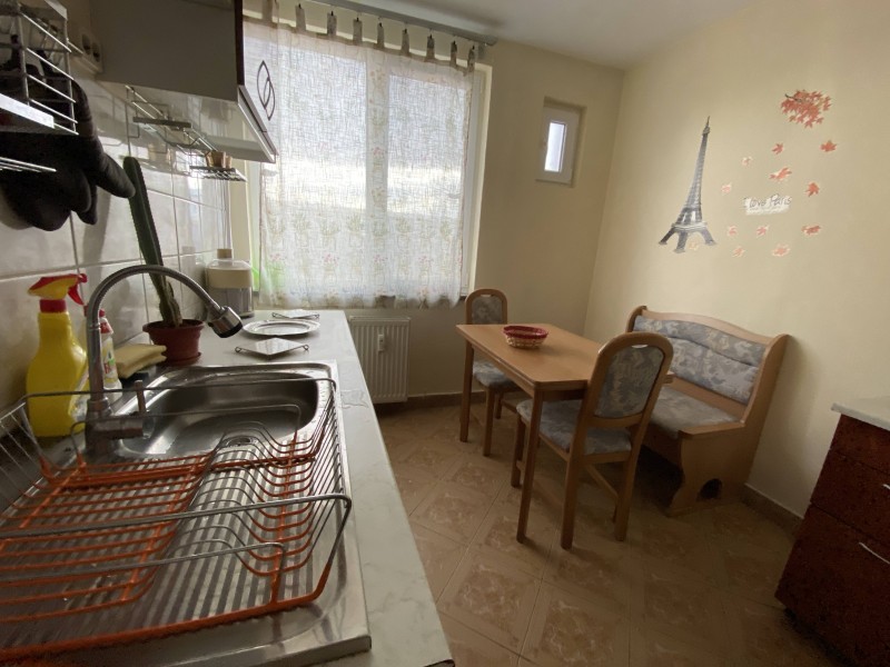 Garsoniera mobilata si utilata complet, Calea Bucuresti, Institut, etaj 3, foarte curat