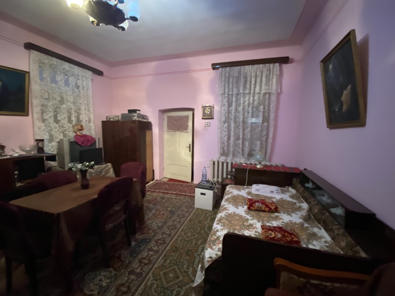 Casa Piata Veche, 4 camere, centrala termica
