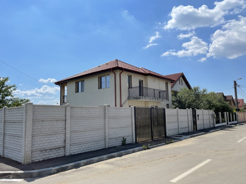 Casa de vanzare moderna, p+1, Ford - str. Stefan cel Mare - Diana, toate utilitatile