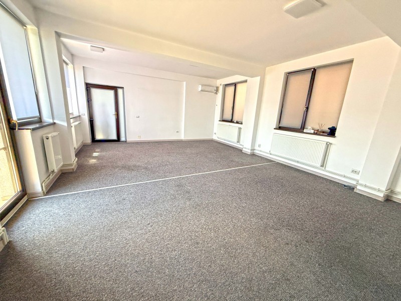 ETAJ1 Spatiu comercial pretabil birouri, sala intruniri, activitati extrascolare, activiati recreative, cabinete medicale