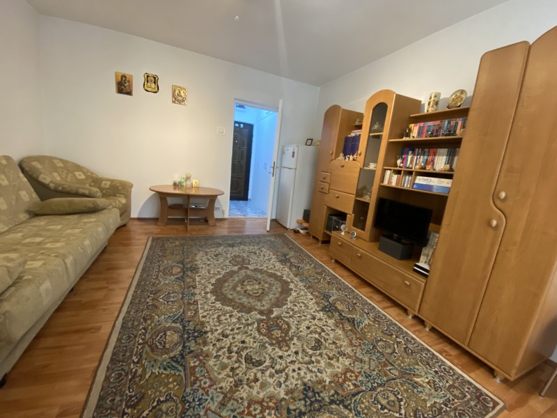 Garsoniera de vanzare mobilata si utilata complet, etaj intermediar, 2 lifturi, Brazda lui Novac - Piata , Complexul Vechi