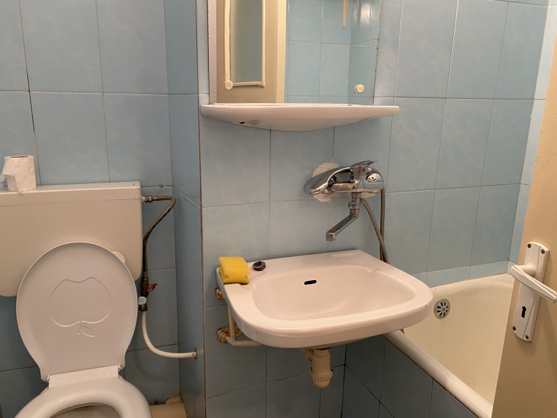 Garsoniera semi-mobilata, parter, Craiovita, Orizont