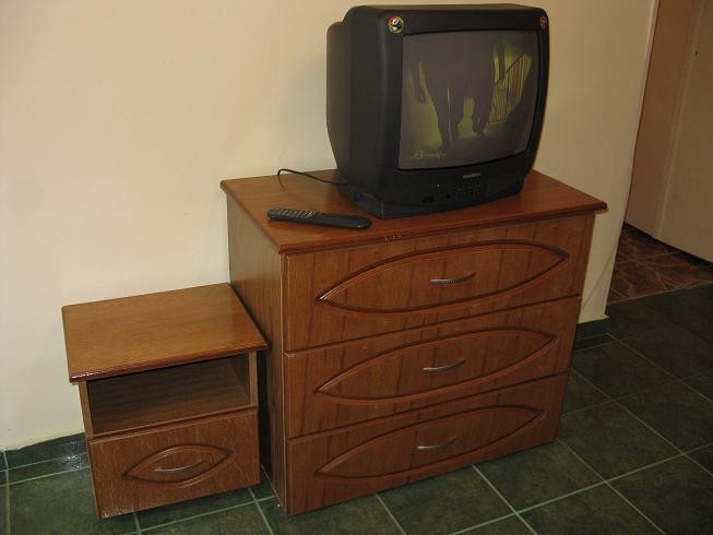 Garsoniera semidecomandata, mobilata, etaj 4/4, Brazda lui Novac, bloc 1990