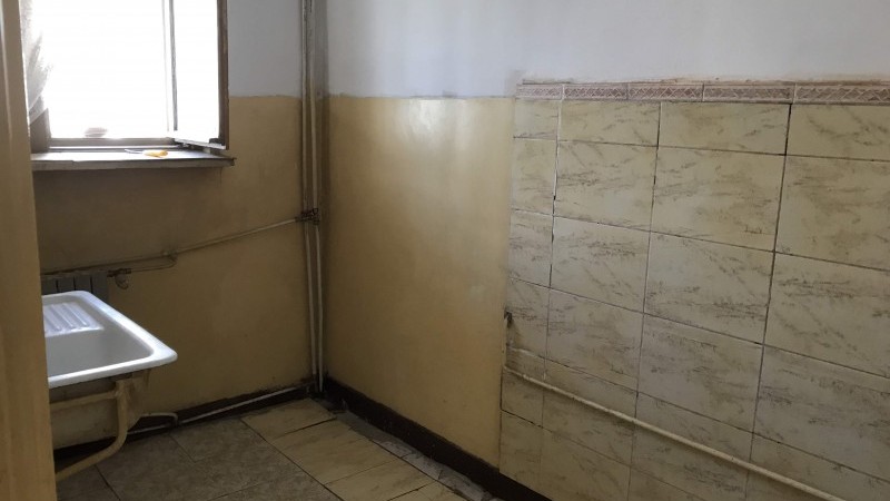 Inchiriere apartament 2 camere decomandat, etaj1 Primarie