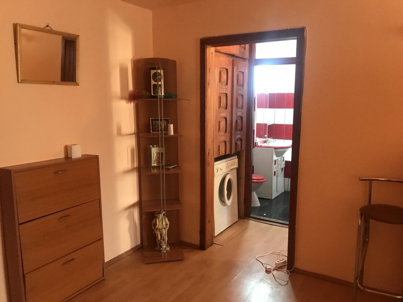 Inchiriere apartament 2 camere decomandat, mobilat, etaj 3/4, 1 Mai, zona Kaufland