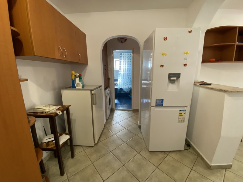 Apartament 2 camere decomandat, mobilat, etaj 3/4, Sarari, in spatele Kaufland