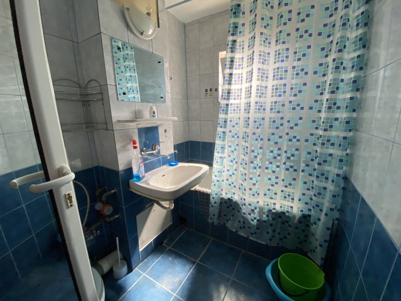 Apartament 2 camere decomandat, mobilat, etaj 3/4, Sarari, in spatele Kaufland