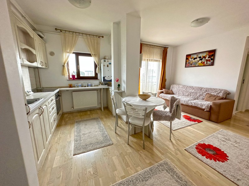 Inchiriere apartament 2 camere decomandat, mobilat, etaj 5/7, Centru, zona Valea Vlaicii