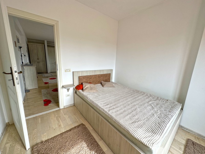 Inchiriere apartament 2 camere decomandat, mobilat, etaj 5/7, Centru, zona Valea Vlaicii