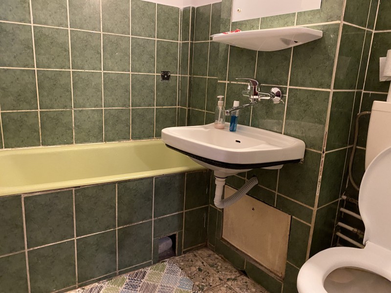 Inchiriere apartament 2 camere decomandat, mobilat, etaj 8/8, suprafata 60 mp, Rovine