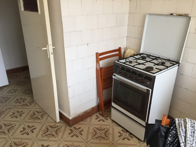 Inchiriere apartament 2 camere semidecomandat, mobilat, etaj 3/4, Rovine, zona IRUC