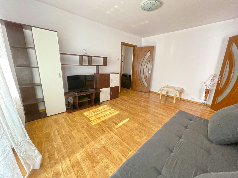 Inchiriere apartament 2 camere semidecomandat, mobilat, parter/4, Brazda lui Novac, zona Complex Vechi