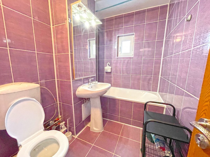Inchiriere apartament 2 camere semidecomandat, mobilat, parter/4, Brazda lui Novac, zona Complex Vechi
