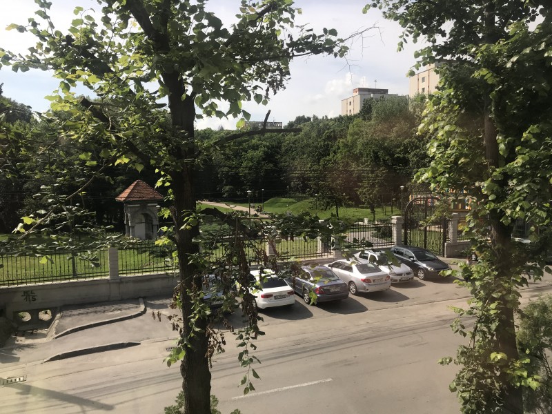 Inchiriere apartament 3 camere decomandat, mobilat, etaj 1/4, Calea Severinului, zona Gradina Botanica