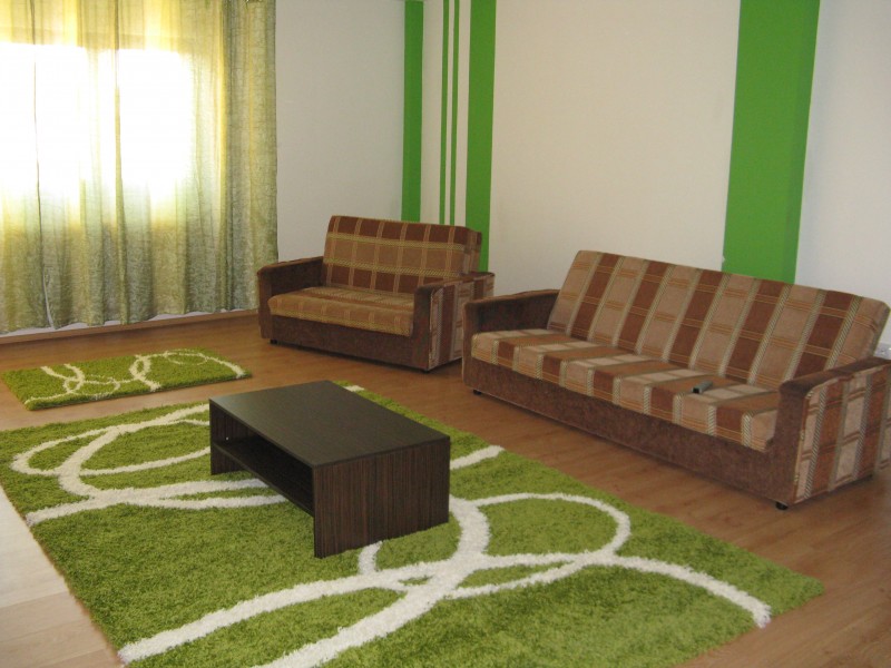Inchiriere apartament 3 camere decomandat, mobilat, etaj 1/4, suprafata 110 mp, Calea Severinului, zona Gradina Botanica