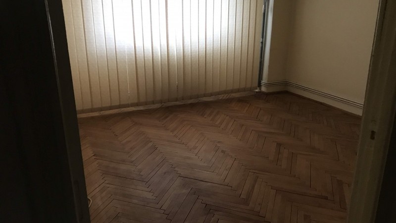 Inchiriere apartament 4 camere decomandat, mobilat, etaj 5/10, Rovine