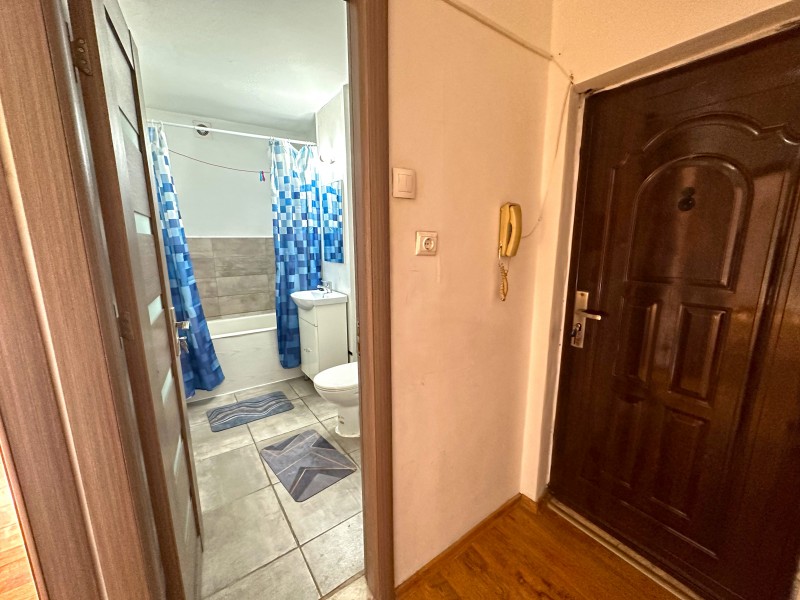 Inchiriere garsoniera decomandat, mobilat, etaj 3/4, Brazda lui Novac, zona Rocada
