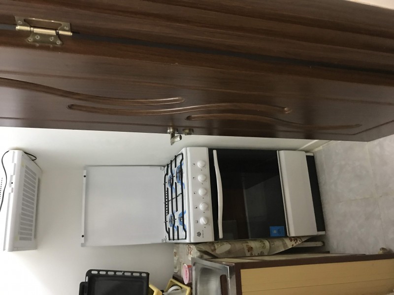 Inchiriere garsoniera decomandat, mobilat, etaj 9/10, Calea Bucuresti, zona Stomatologie