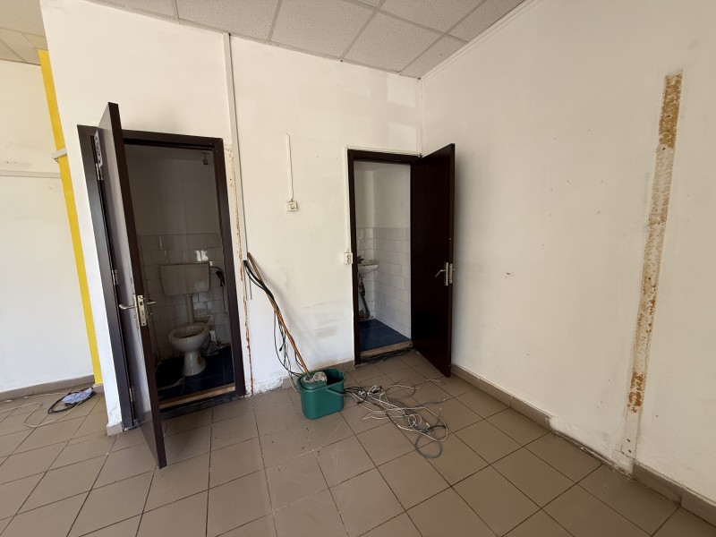 SEGARCEA! Spatiu comercial de inchirat 40mp, centru, langa Politie - Pepco