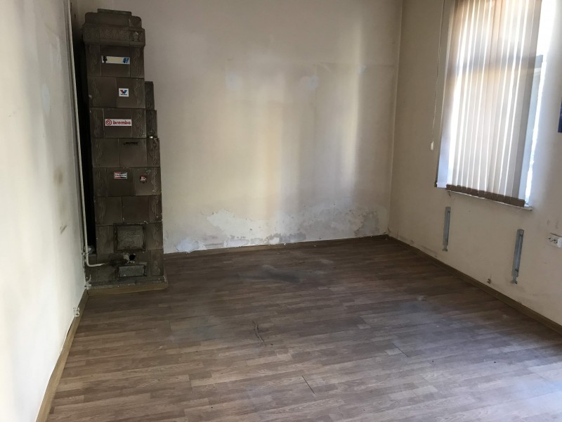 Spatiu comercial Nantrre, stradal, cu vad deosebit