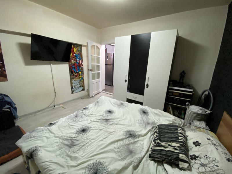 Vanzare apartament 2 camere decomandat, etaj 3/4, an constructie 1980, Craiovita Noua, Statia Salvare