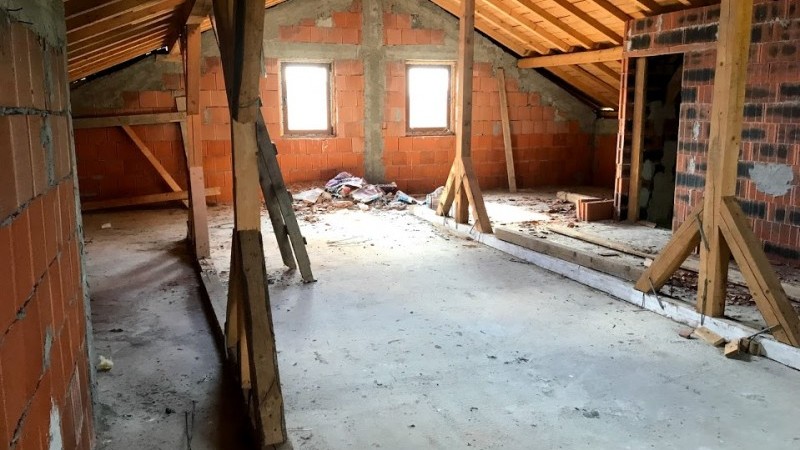 Vanzare casa 6 camere, an constructie 2016, suprafata utila 400 mp, Calea Bucuresti, zona OMV
